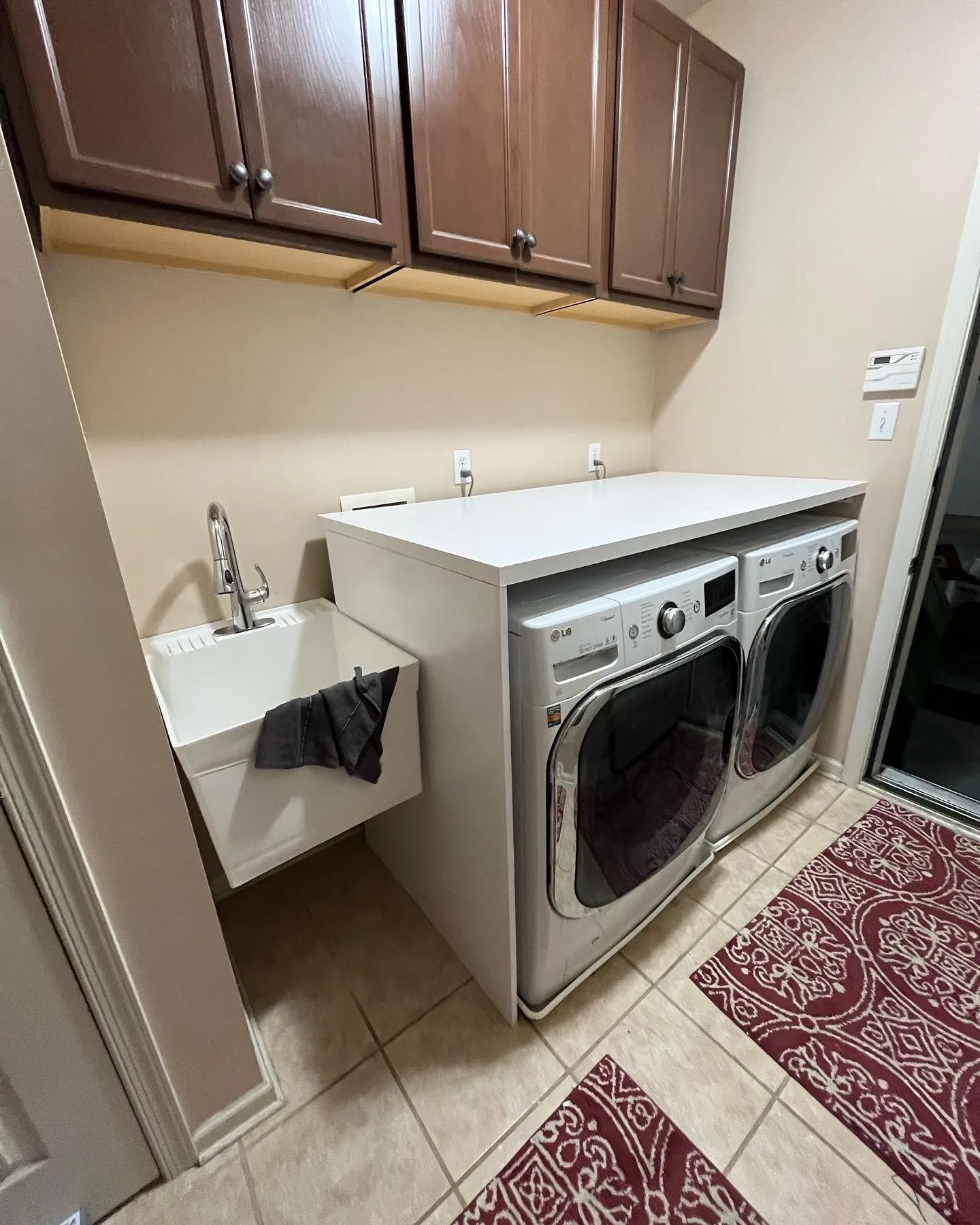 Laundry Machine Surround