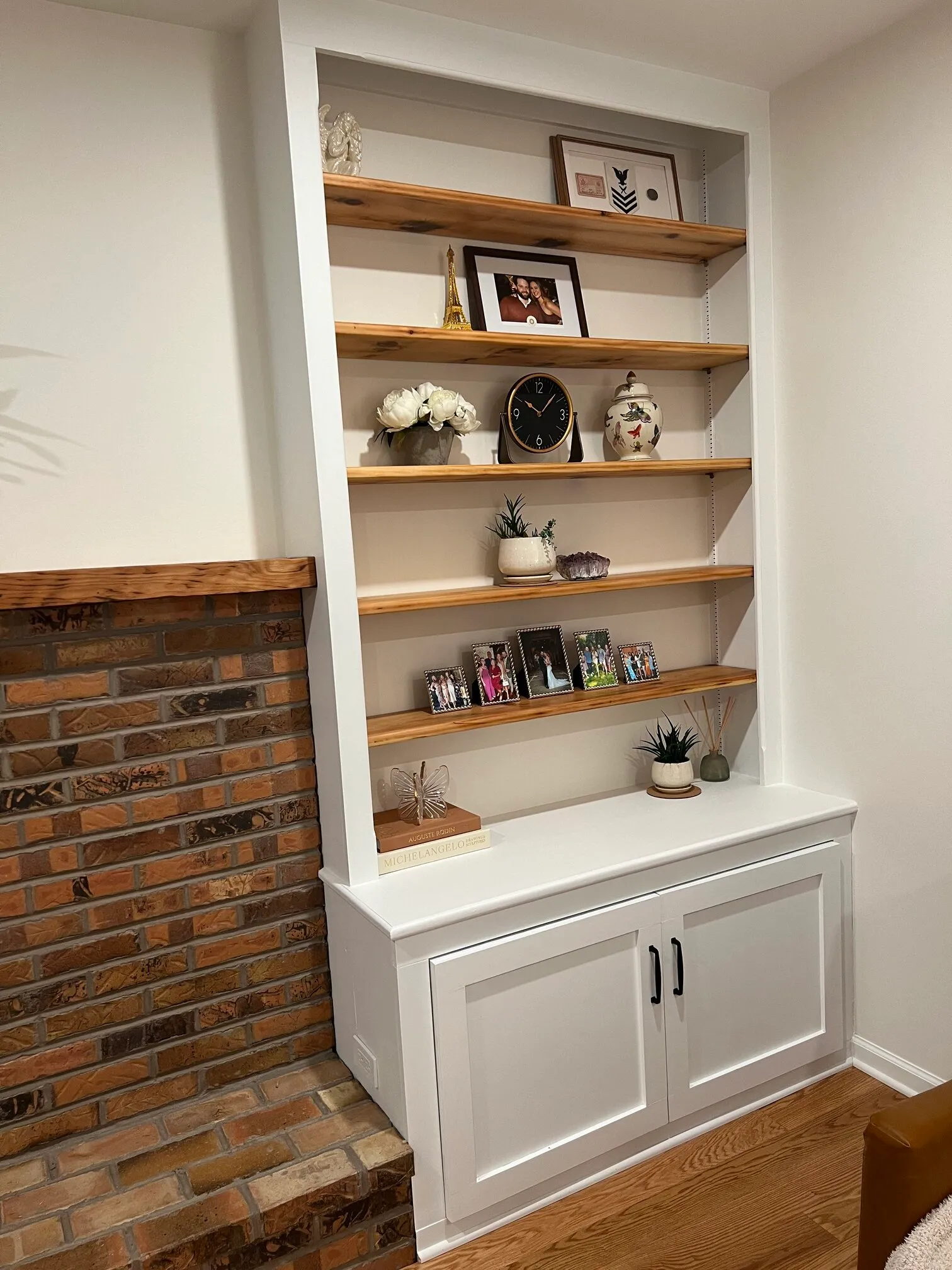 Living Room Built-In 1