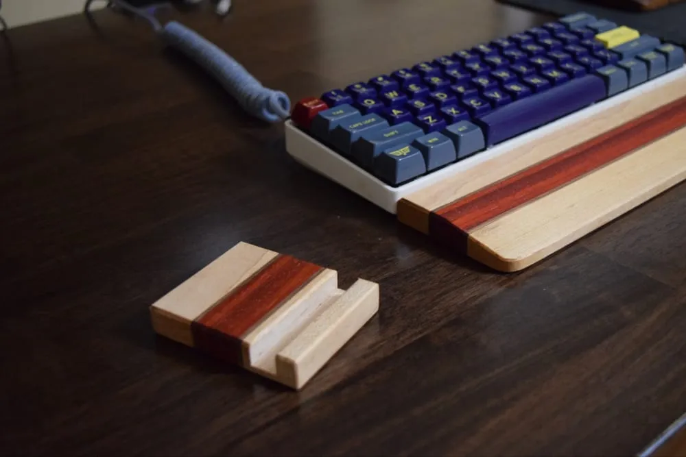 Wrist Rest & Phone Stand 1